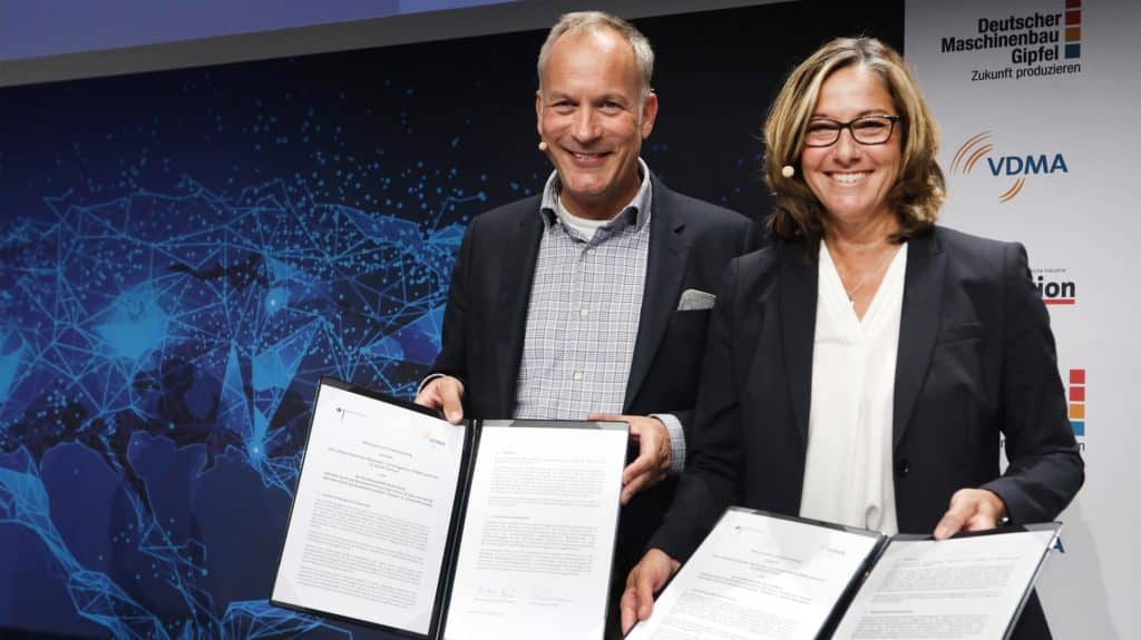 John Rasmussen Cyber Gemeinsam gegen Cybercrime und Cybertäter - Unternehmen Cybersicherheit